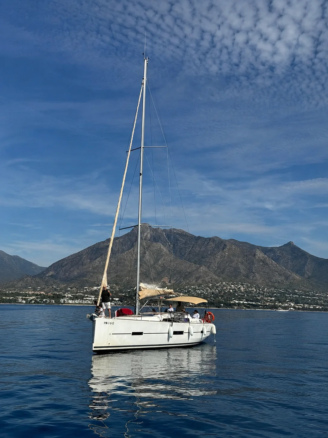velero imagen hover